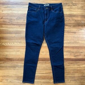 Levi Women’s 721 High Rise Skinny Jeans Size 33 Dark Indigo